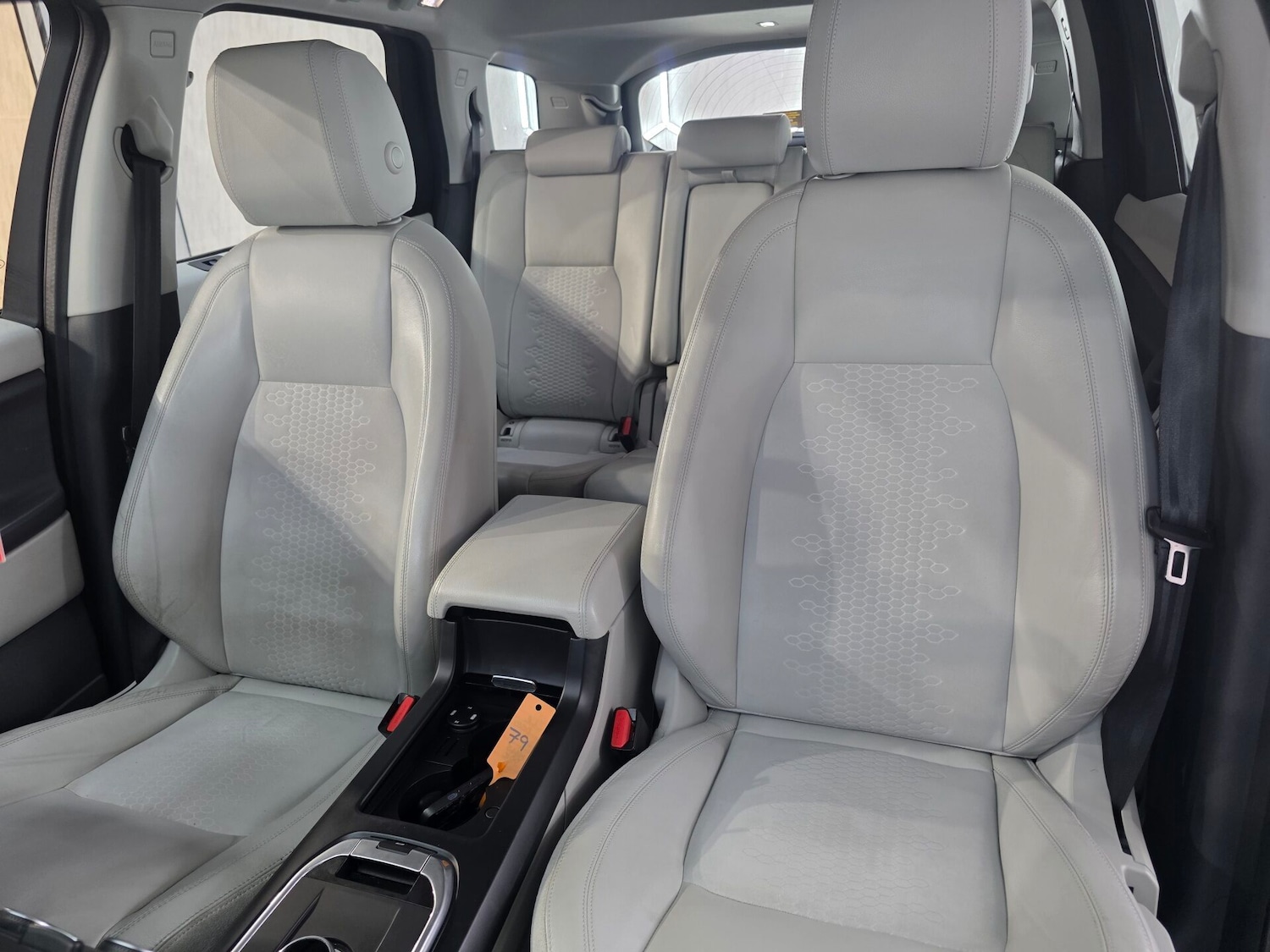 Used Land Rover Discovery Sport 2015 for sale - 76077900: Photo 17