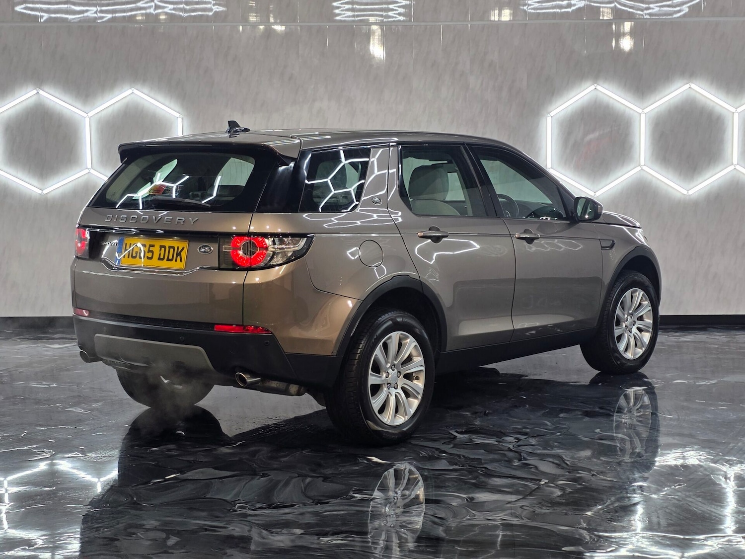 Used Land Rover Discovery Sport 2015 for sale - 76077900: Photo 6