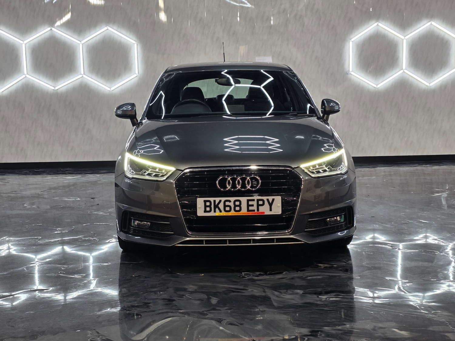 Used Audi A1 2018 for sale - 76520117: Photo 2