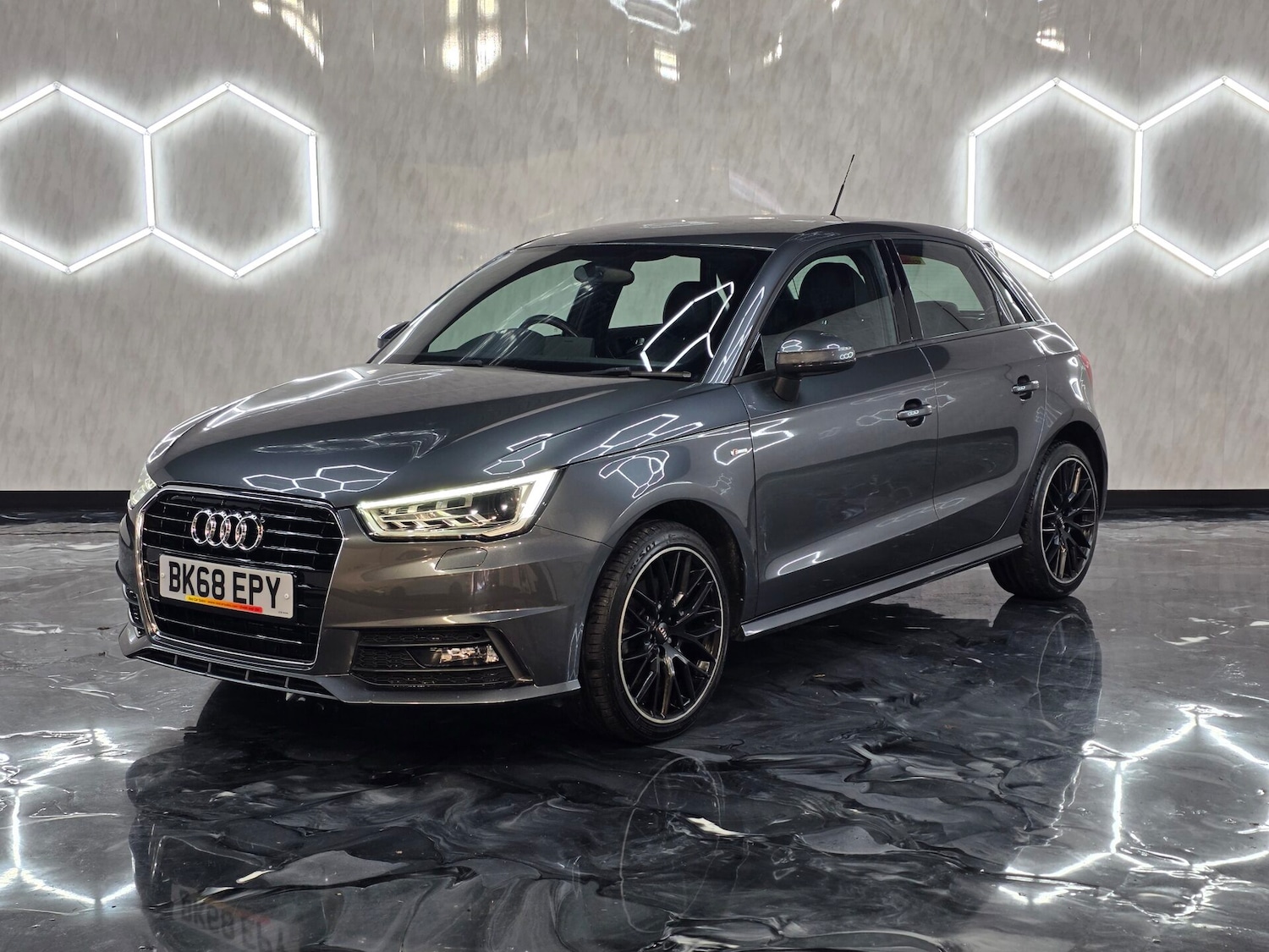 Used Audi A1 2018 for sale - 76520117: Photo 3