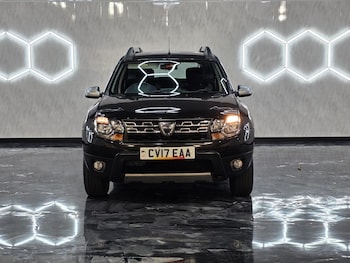 Used Dacia Duster 2017 for sale - 75999452: Photo