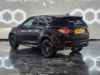 Used Land Rover Discovery Sport 2017 for sale - 77236170: Photo