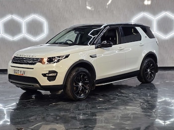 Used Land Rover Discovery Sport 2017 for sale - 78614362: Photo