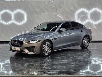 Used Jaguar XE 2019 for sale - 77919217: Photo