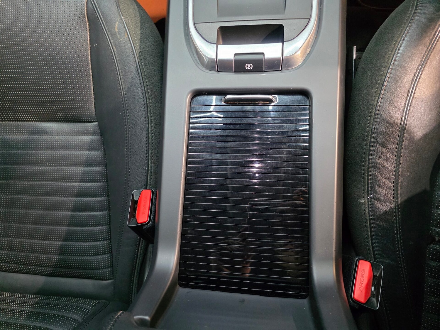 Used Land Rover Discovery Sport 2016 for sale - 76383247: Photo 19