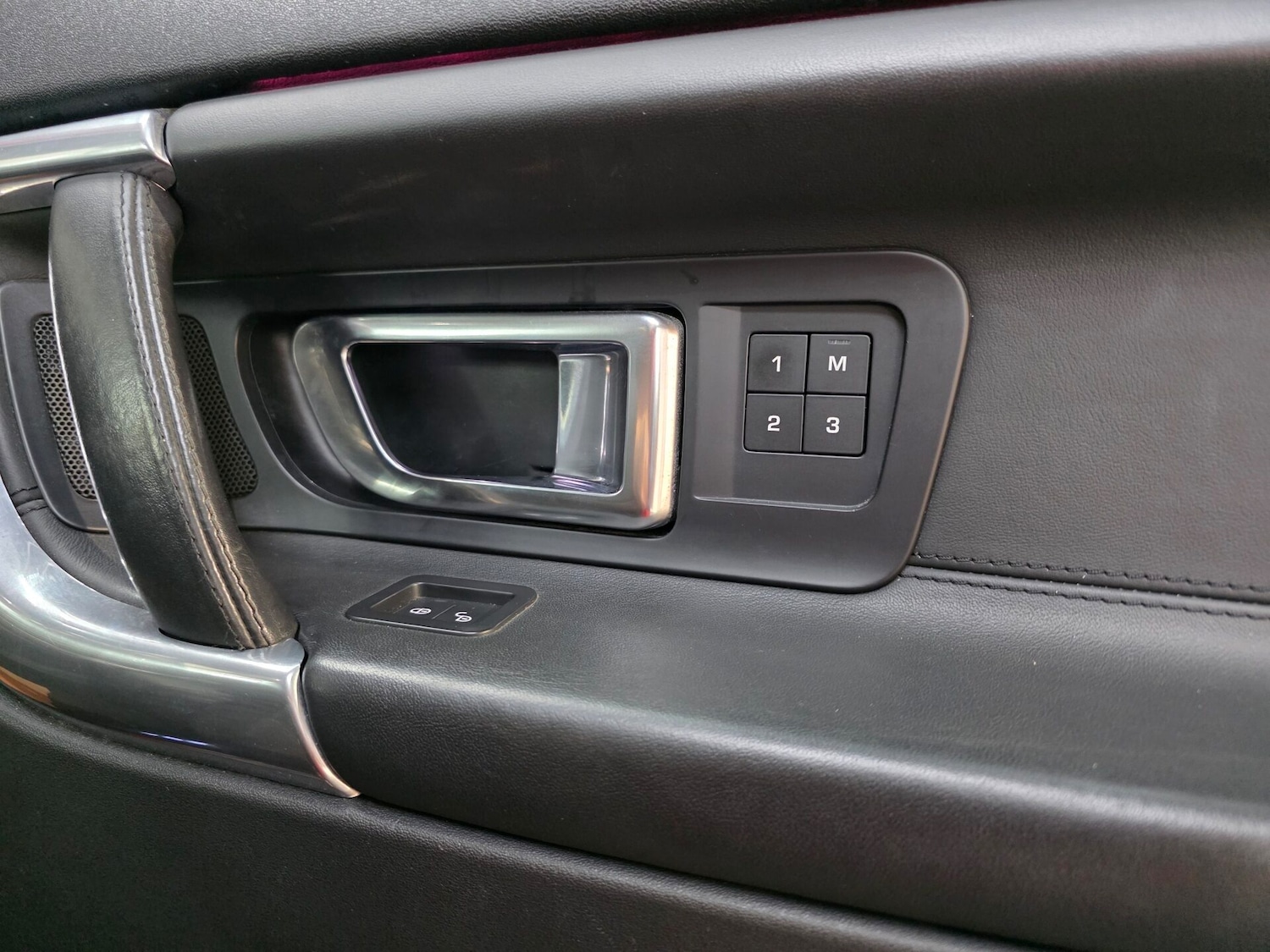 Used Land Rover Discovery Sport 2016 for sale - 76383247: Photo 20