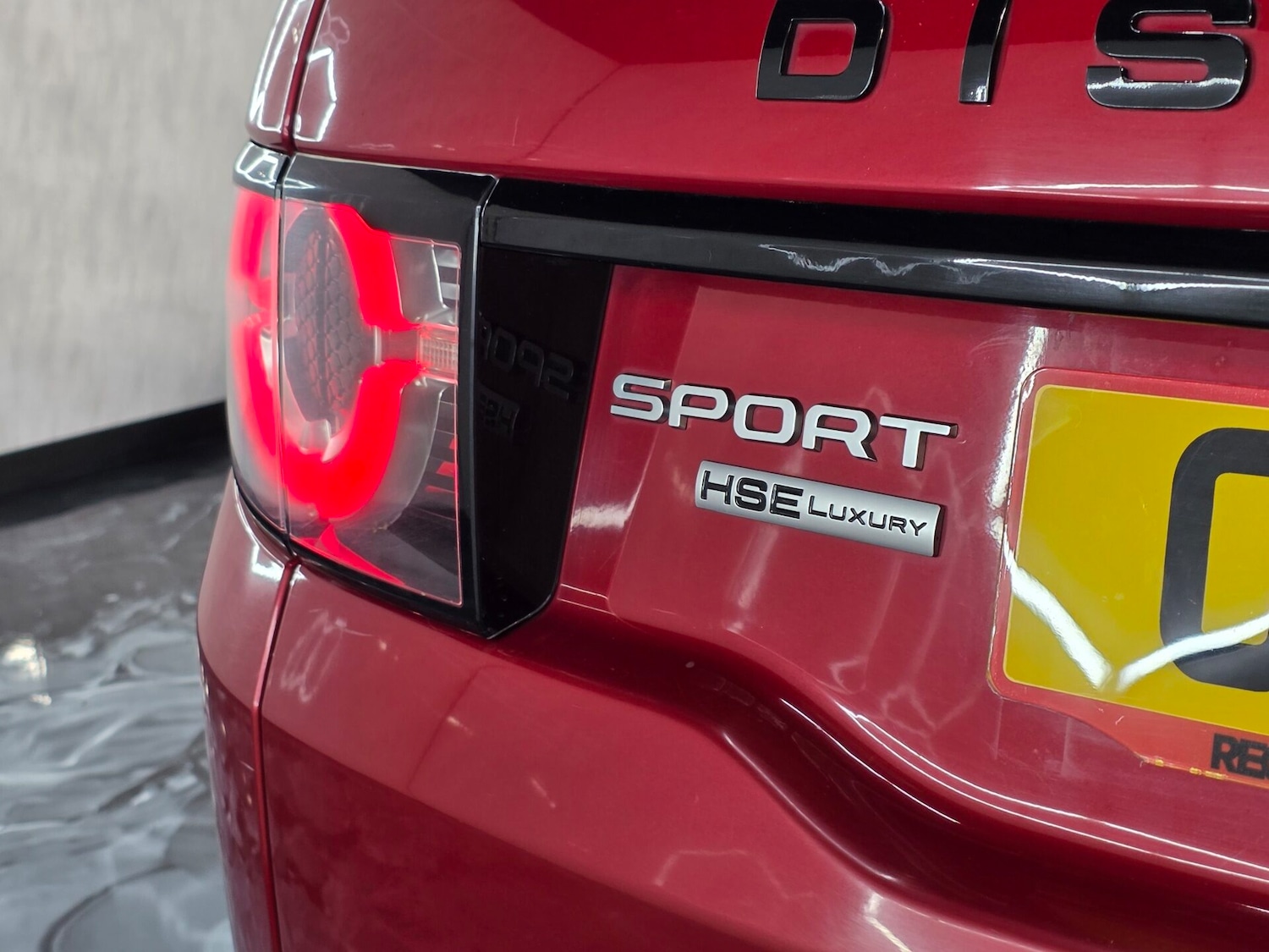 Used Land Rover Discovery Sport 2016 for sale - 76383247: Photo 9