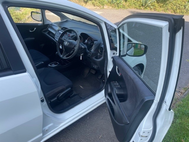 Used Honda Jazz 2015 for sale - 76470764: Photo 12