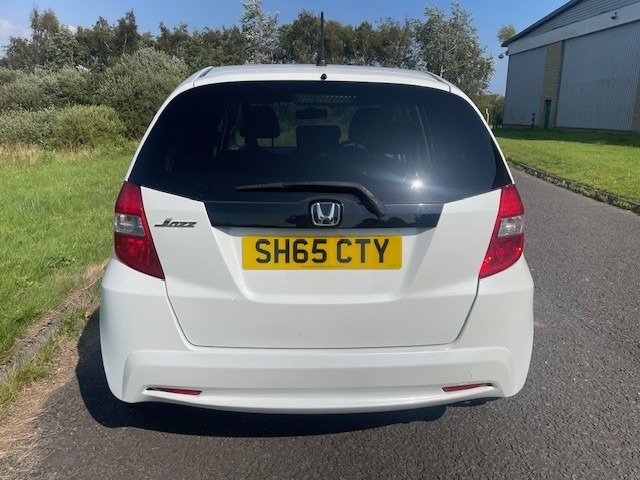 Used Honda Jazz 2015 for sale - 76470764: Photo 7