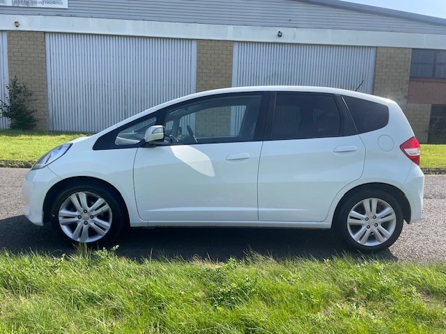 Used Honda Jazz 2015 for sale - 76470764: Photo 8