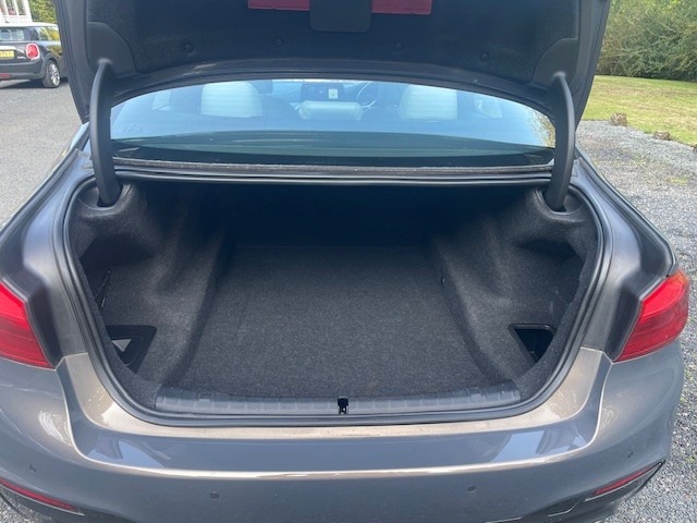 Used BMW 5 Series 2018 for sale - 76466102: Photo 18