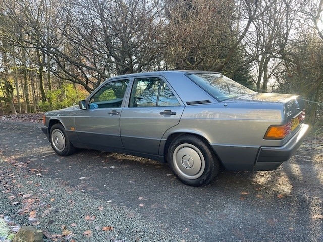 Used Mercedes-Benz 190 1990 for sale - 76697003: Photo 2