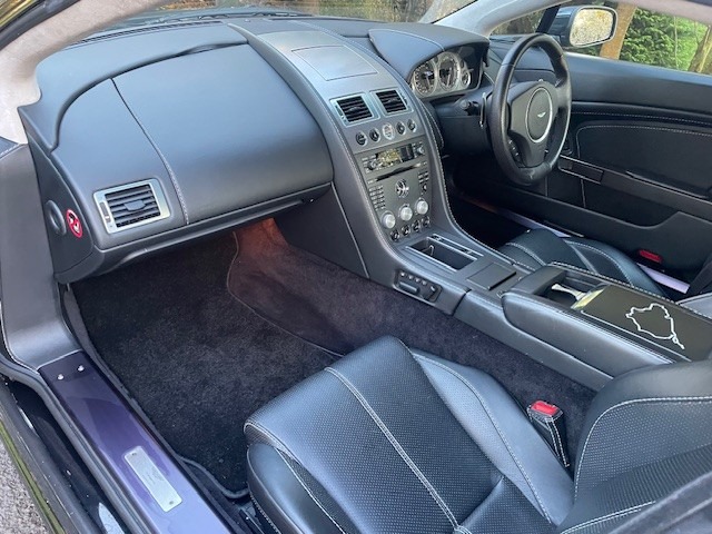 Used Aston Martin Vantage 2008 for sale - 76470916: Photo 17