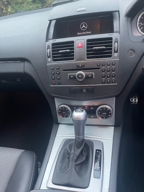 Used Mercedes-Benz C-Class 2010 for sale - 76114873: Photo 20