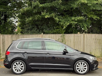 Used Volkswagen Golf SV 2015 for sale - 75926844: Photo