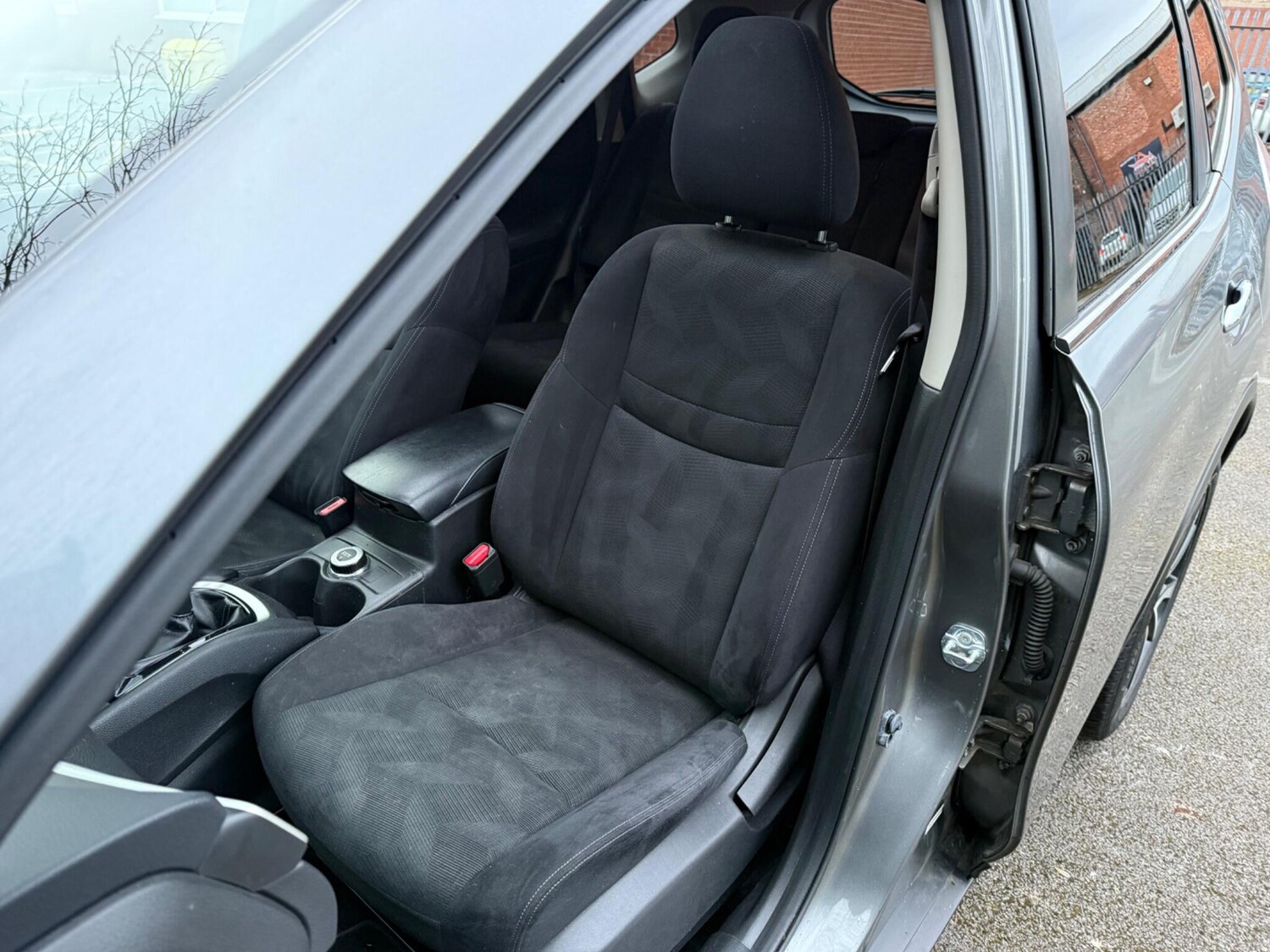 Used Nissan X-Trail for sale - 77611768: Photo 19