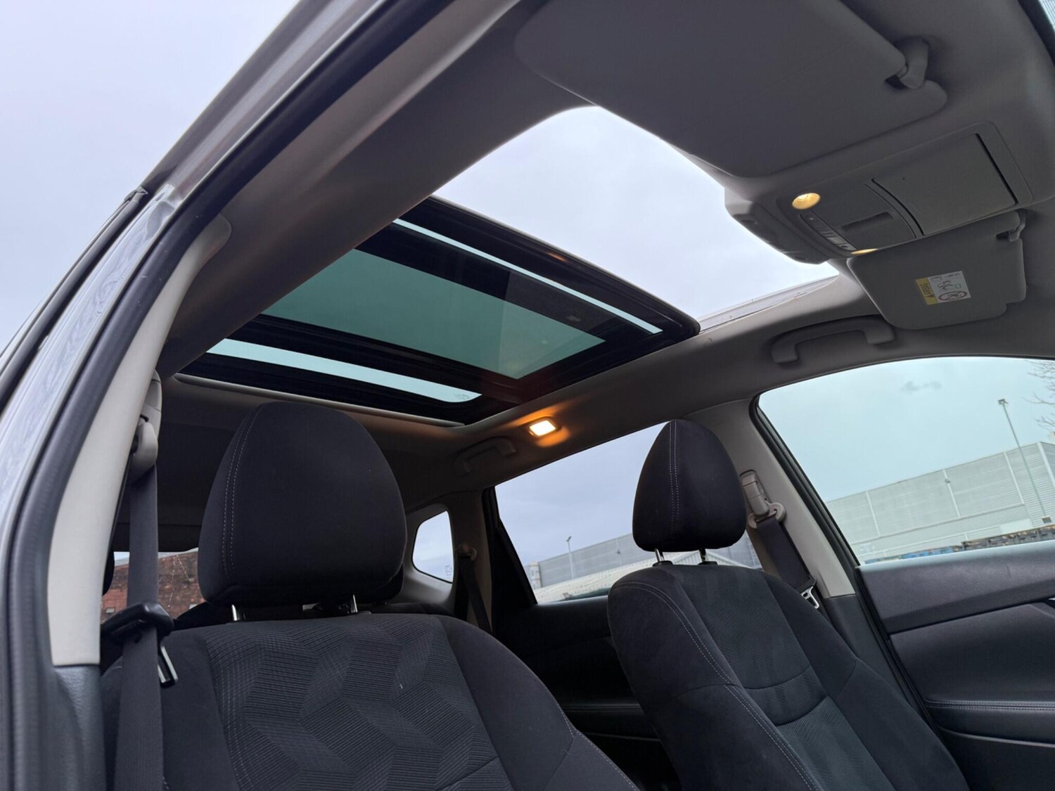 Used Nissan X-Trail for sale - 77611768: Photo 20