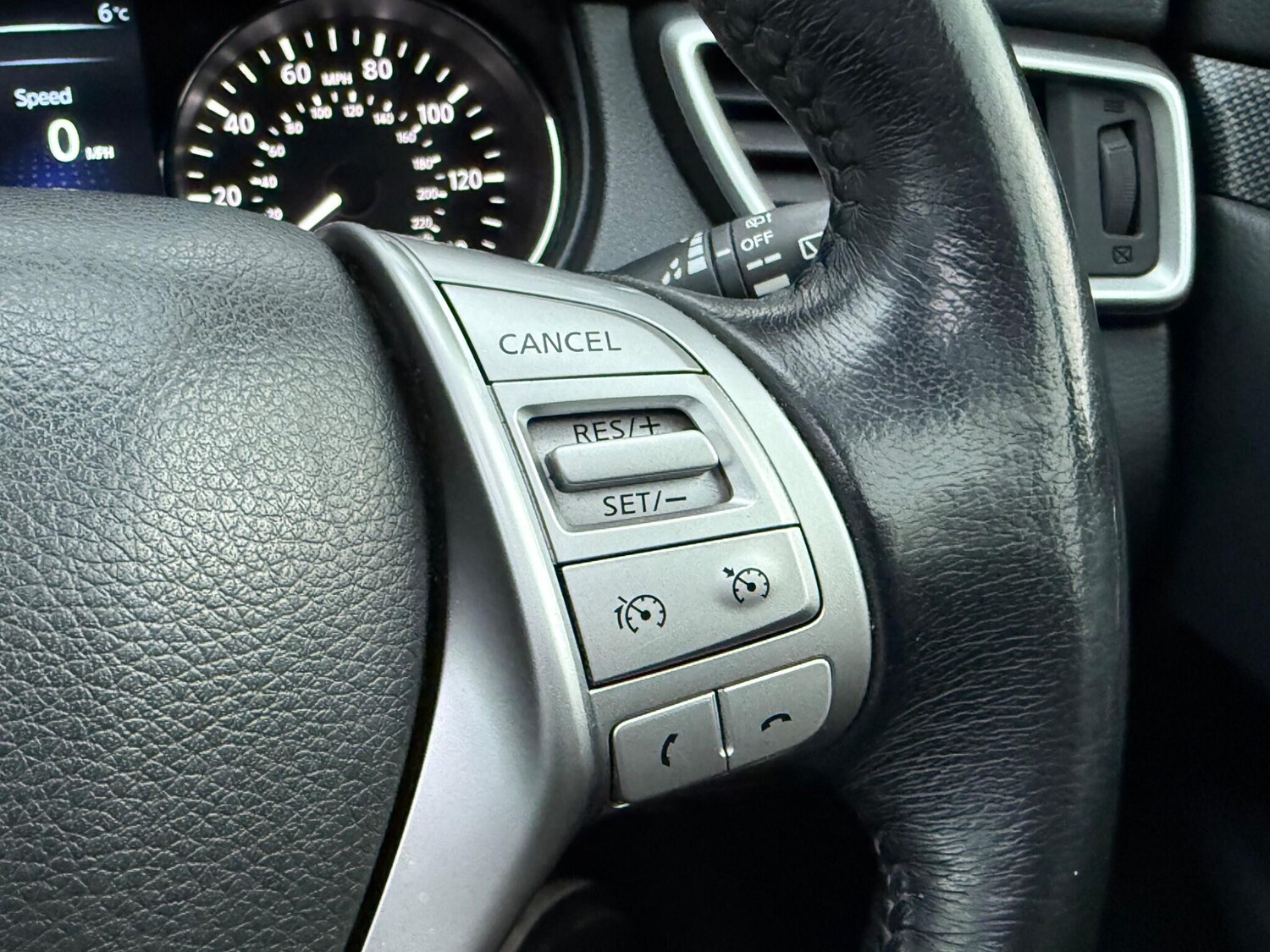 Used Nissan X-Trail for sale - 77611768: Photo 24