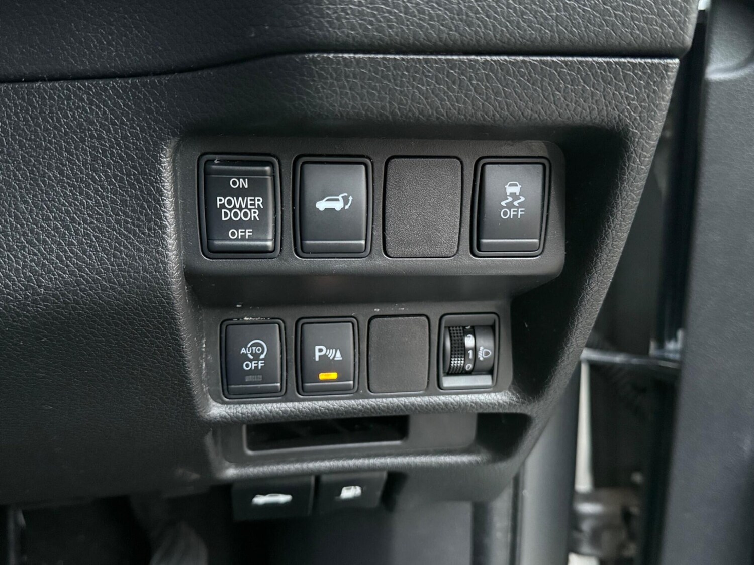 Used Nissan X-Trail for sale - 77611768: Photo 25