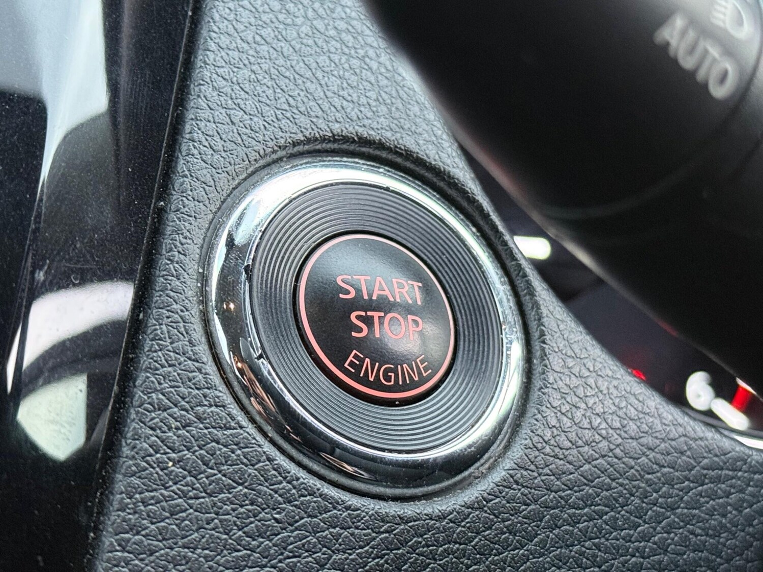 Used Nissan X-Trail for sale - 77611768: Photo 34