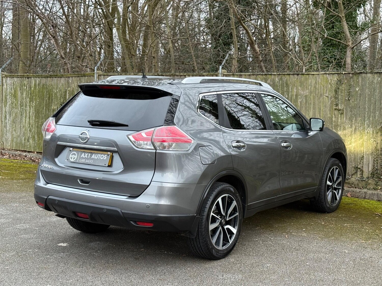 Used Nissan X-Trail for sale - 77611768: Photo 8