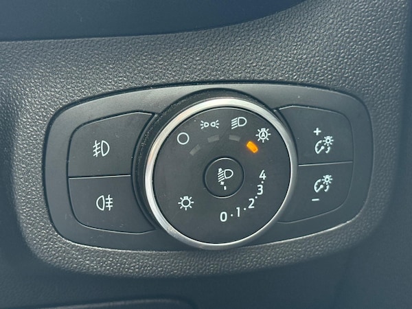 Used Ford Fiesta 2019 for sale - 76002330: Photo 21