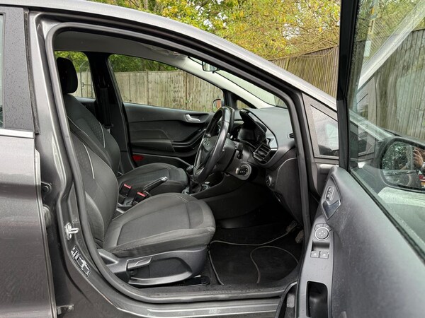 Used Ford Fiesta 2019 for sale - 76002330: Photo 9