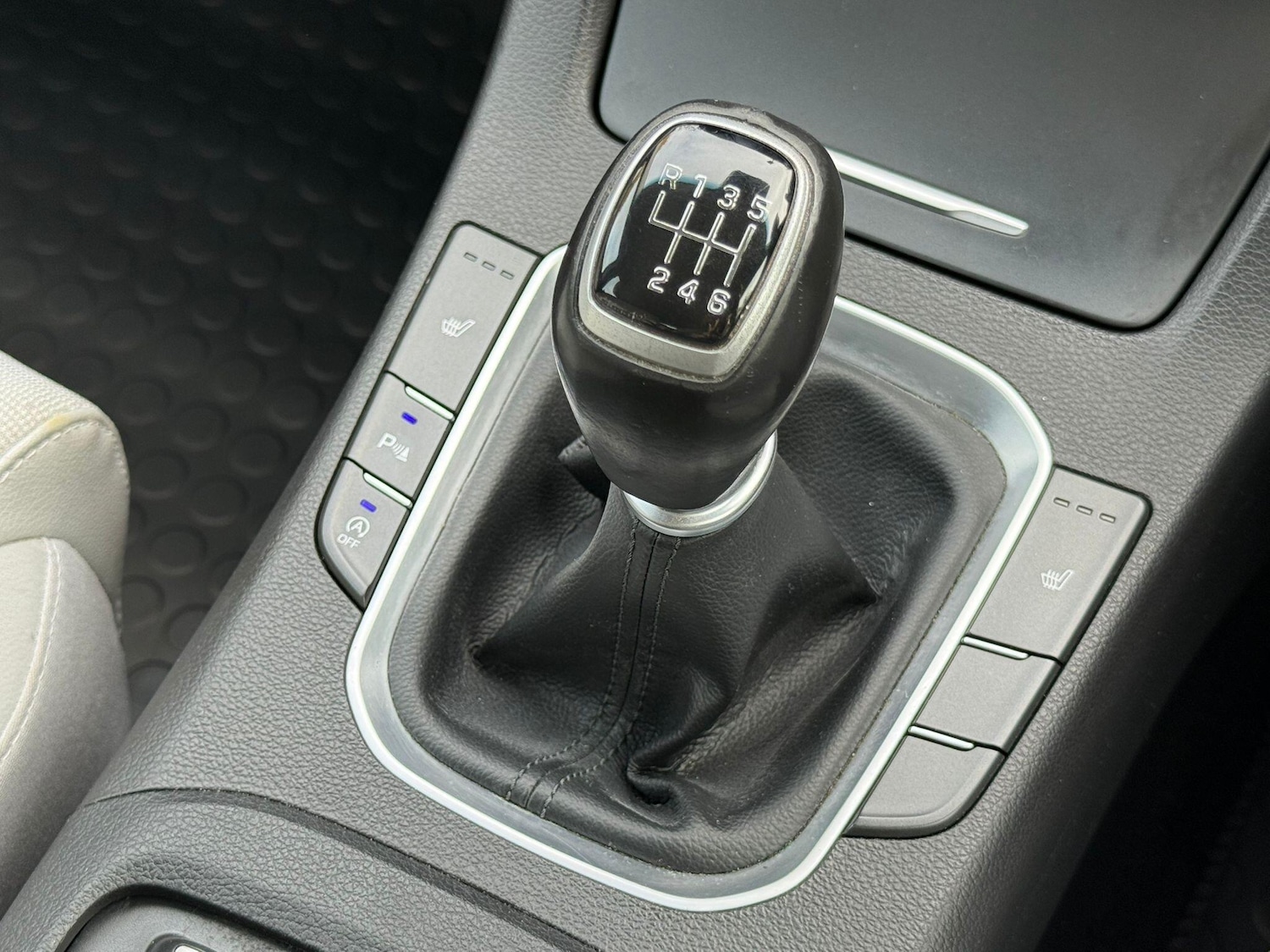 Used Hyundai i30 2018 for sale - 76660573: Photo 10