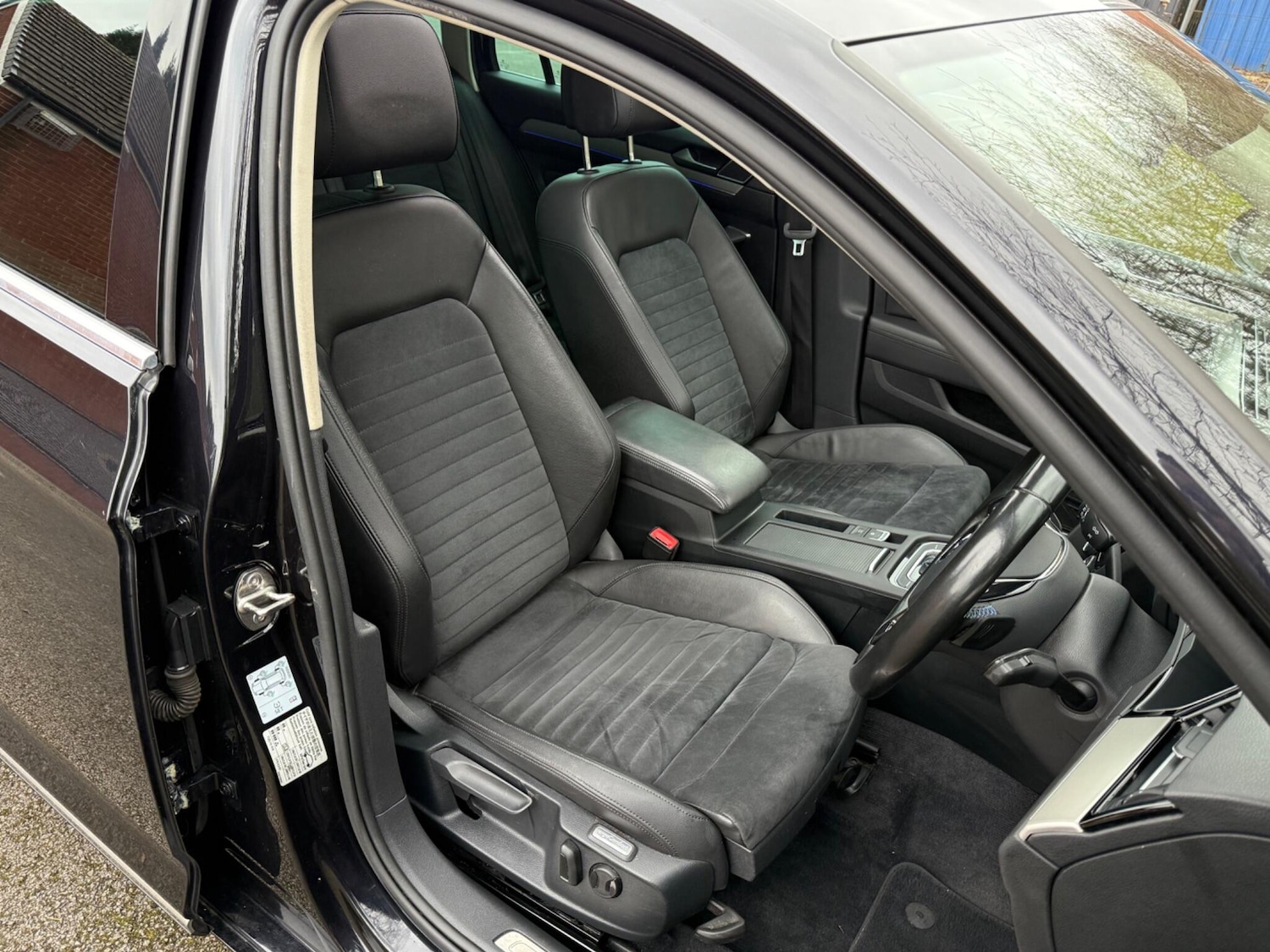 Used Volkswagen Passat for sale - 77670695: Photo 18