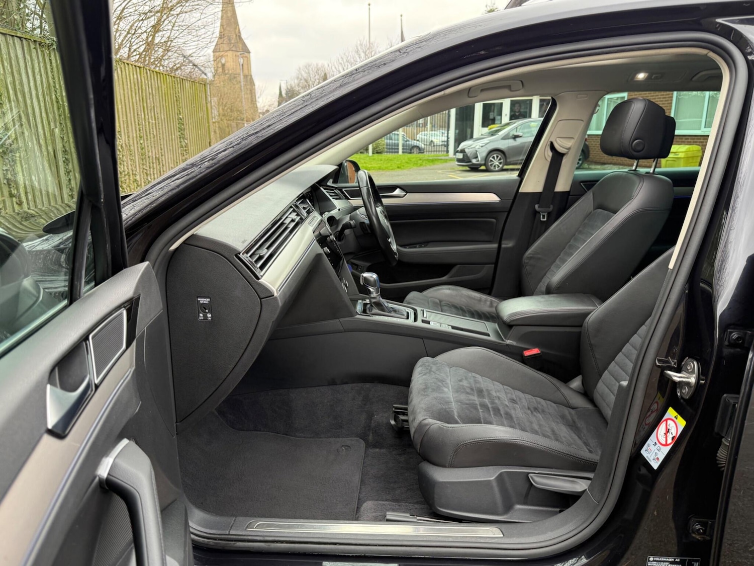 Used Volkswagen Passat for sale - 77670695: Photo 22