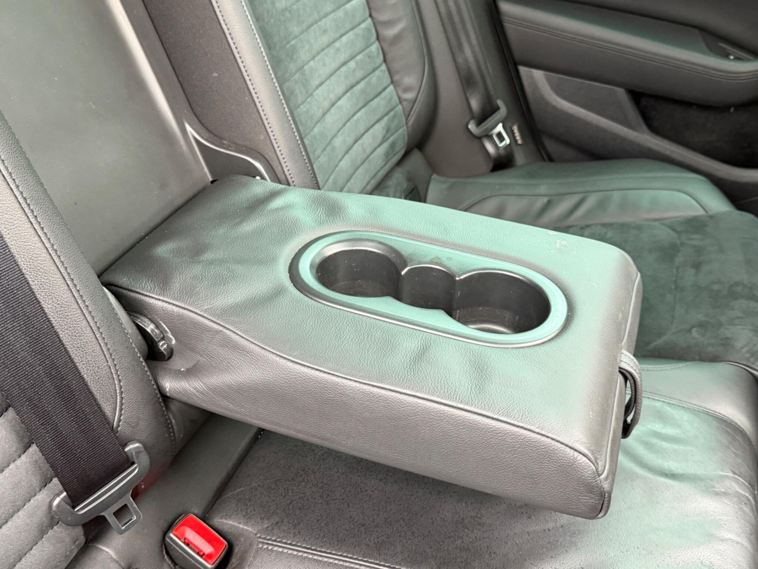 Used Volkswagen Passat for sale - 77670695: Photo 24