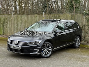 Used Volkswagen Passat 2017 for sale - 77670695: Photo