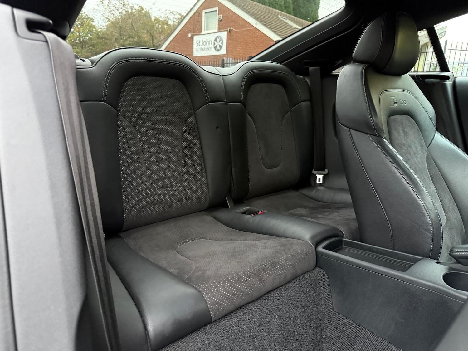 Used Audi TT 2012 for sale - 76660557: Photo 12