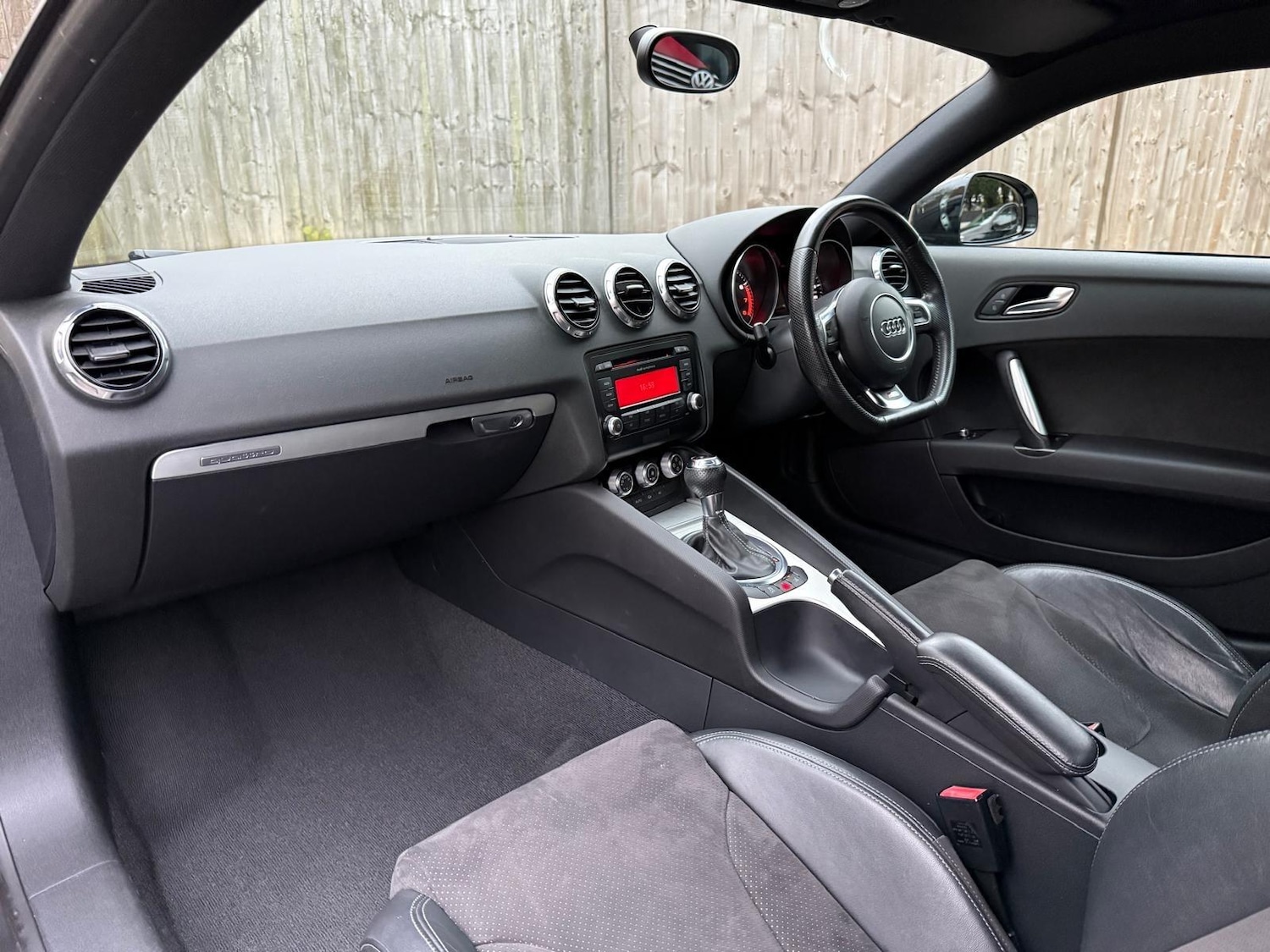 Used Audi TT 2012 for sale - 76660557: Photo 16