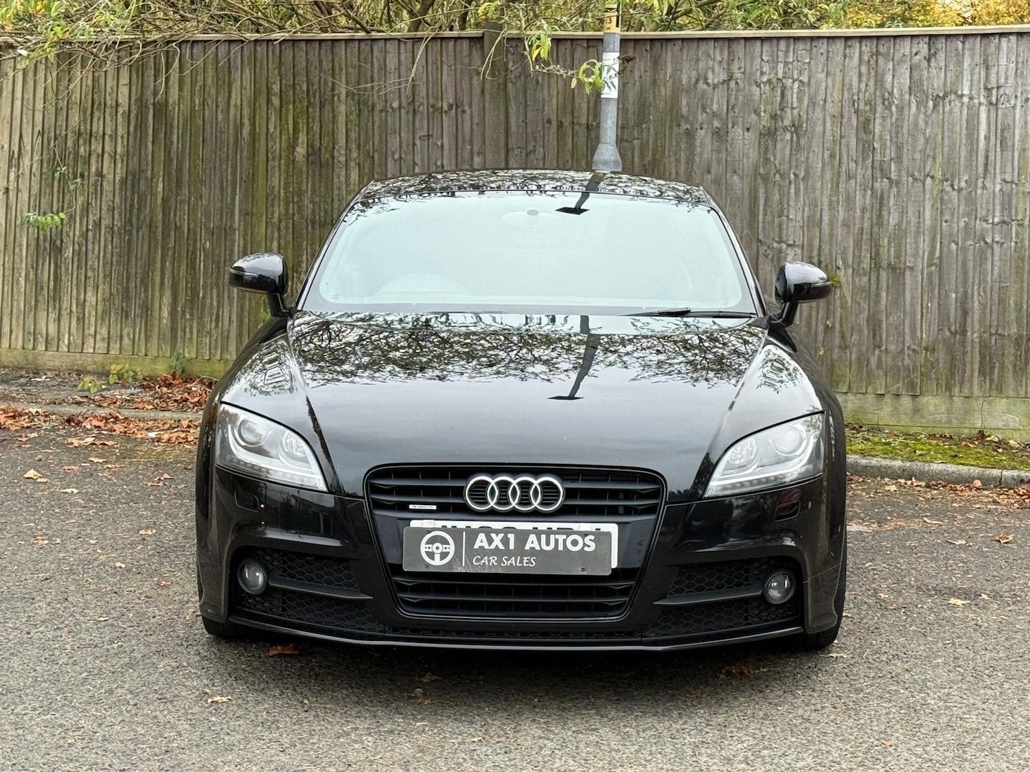 Used Audi TT 2012 for sale - 76660557: Photo 2