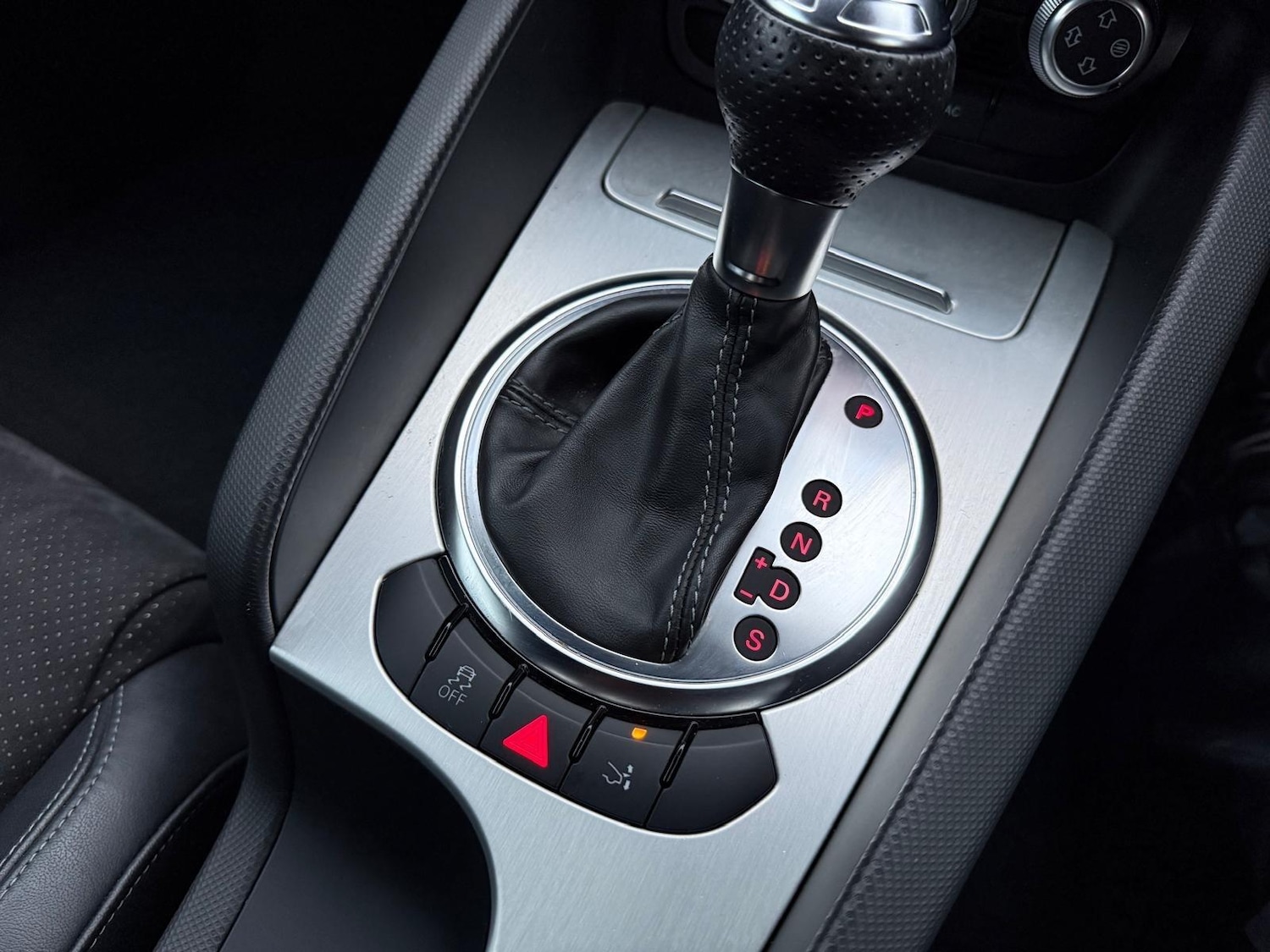 Used Audi TT 2012 for sale - 76660557: Photo 21