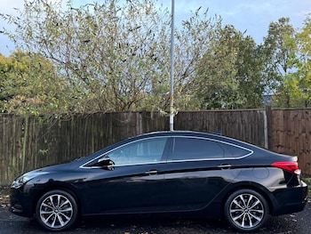 Used Hyundai i40 2018 for sale - 76660555: Photo