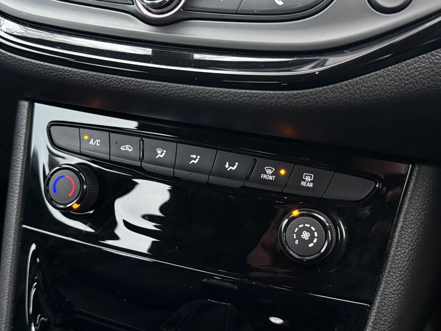 Used Vauxhall Astra for sale - 77484088: Photo 22