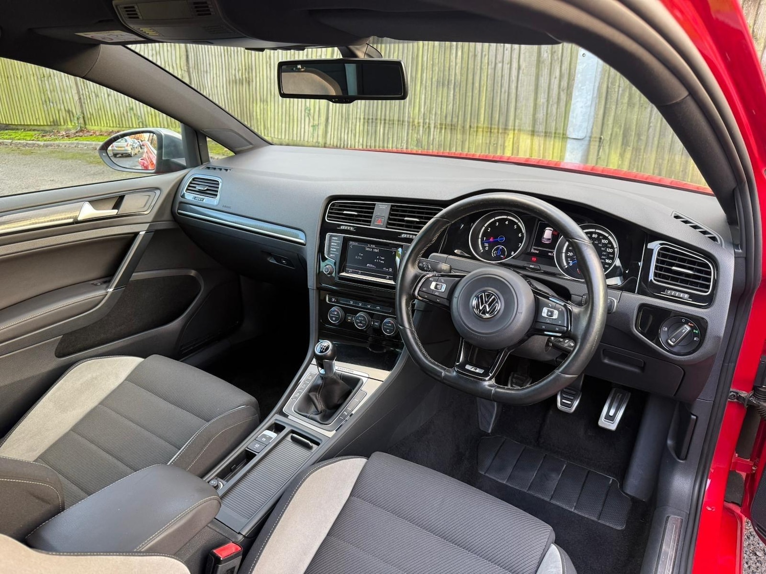 Used Volkswagen Golf 2015 for sale - 77016845: Photo 14