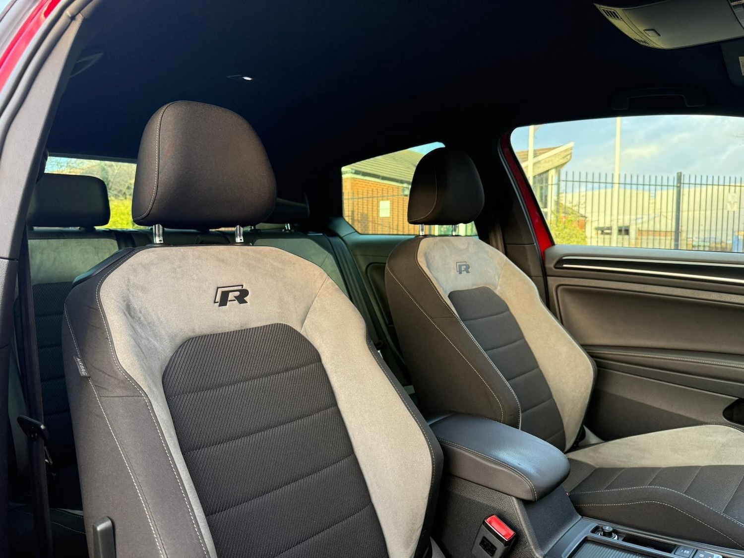 Used Volkswagen Golf 2015 for sale - 77016845: Photo 20