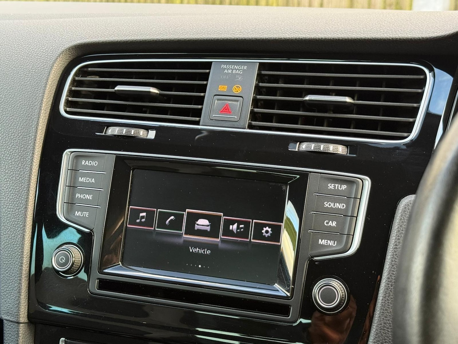 Used Volkswagen Golf 2015 for sale - 77016845: Photo 33