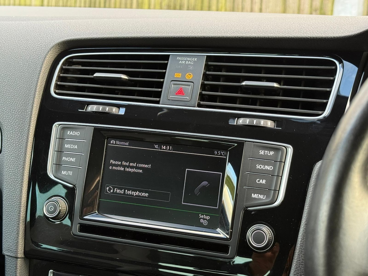 Used Volkswagen Golf 2015 for sale - 77016845: Photo 35