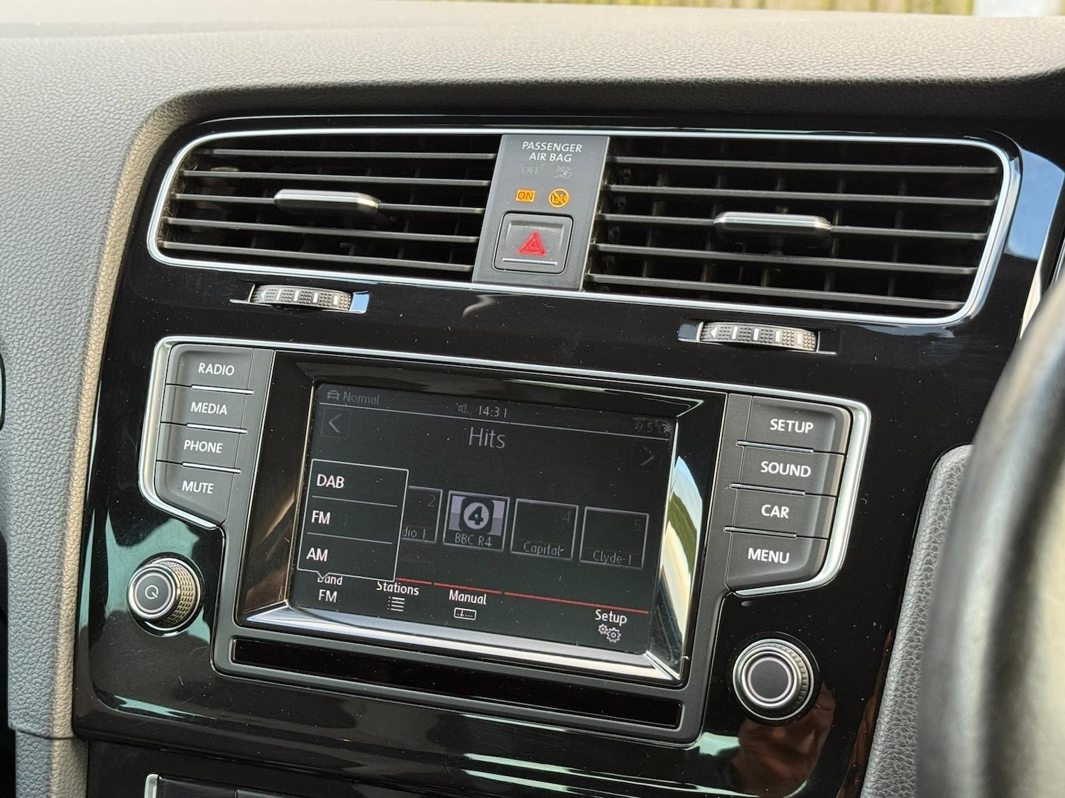 Used Volkswagen Golf 2015 for sale - 77016845: Photo 38