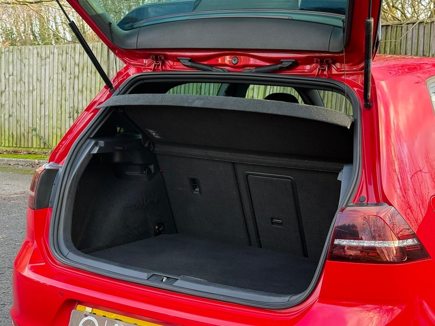 Used Volkswagen Golf 2015 for sale - 77016845: Photo 42