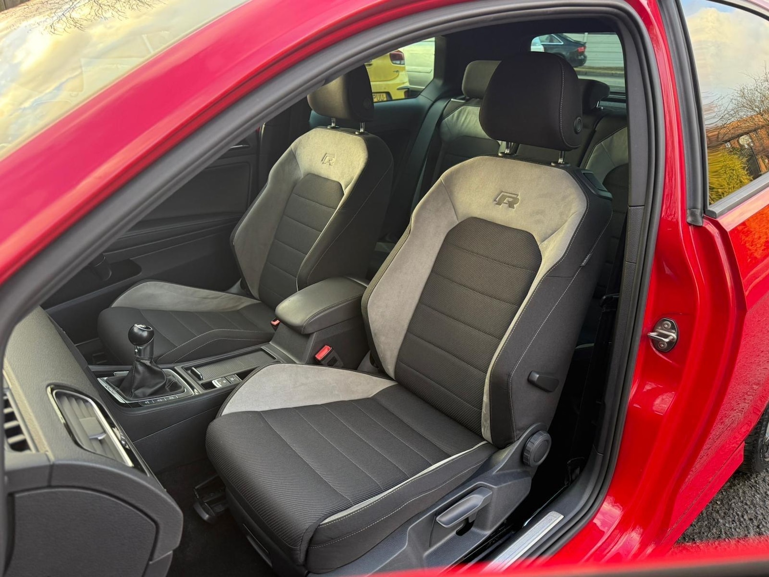 Used Volkswagen Golf 2015 for sale - 77016845: Photo 45