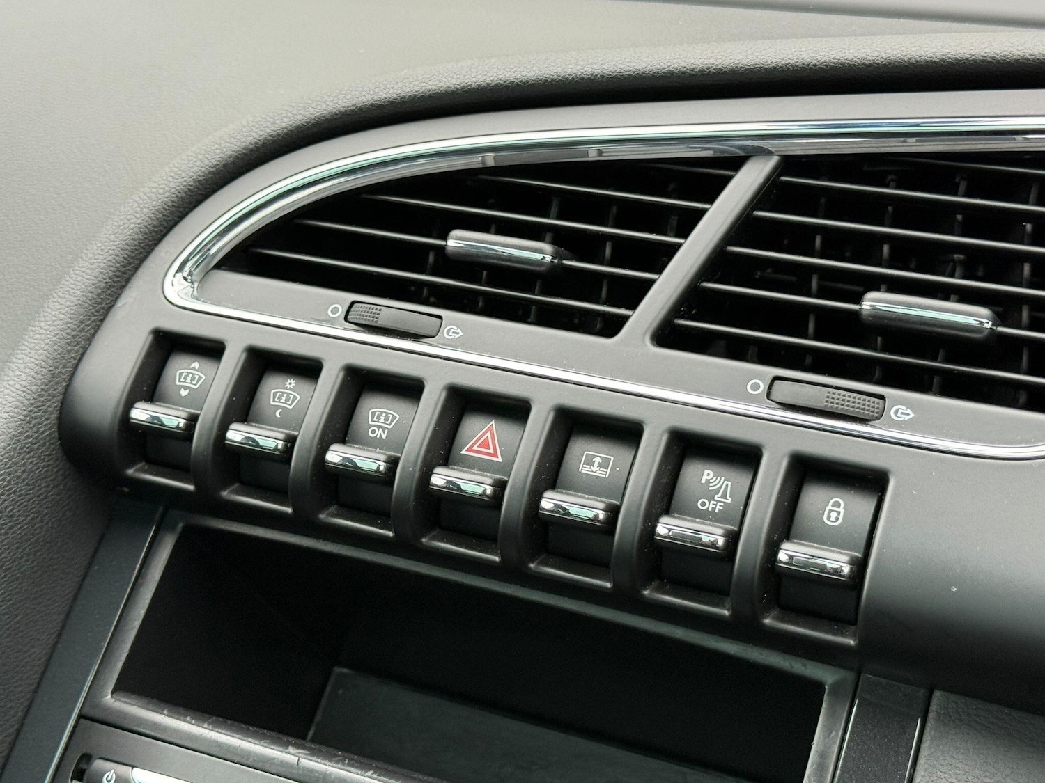 Used Peugeot 3008 2016 for sale - 76727222: Photo 23