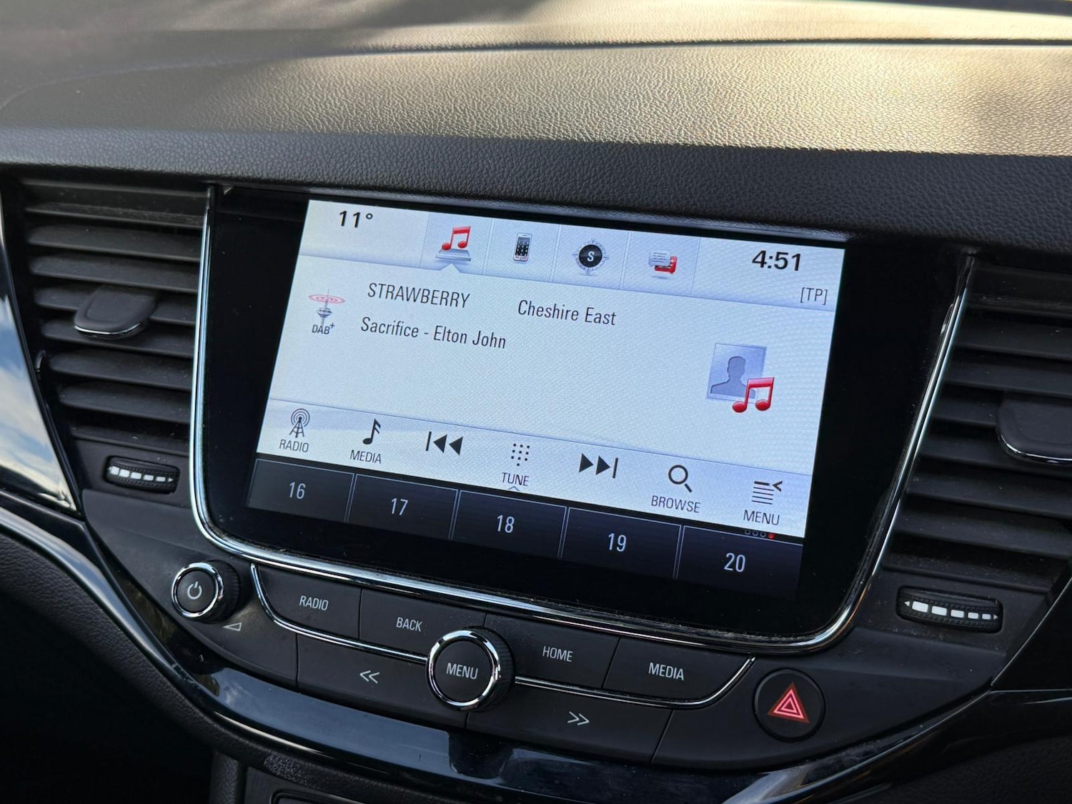 Used Vauxhall Astra 2018 for sale - 76408713: Photo 13