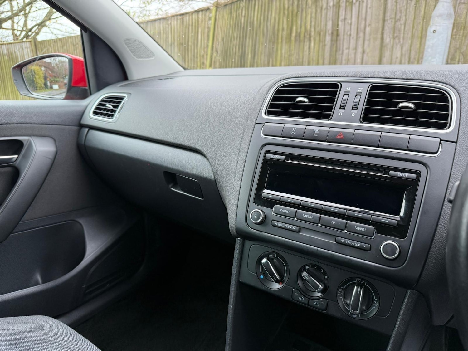 Used Volkswagen Polo 2013 for sale - 76660577: Photo 23