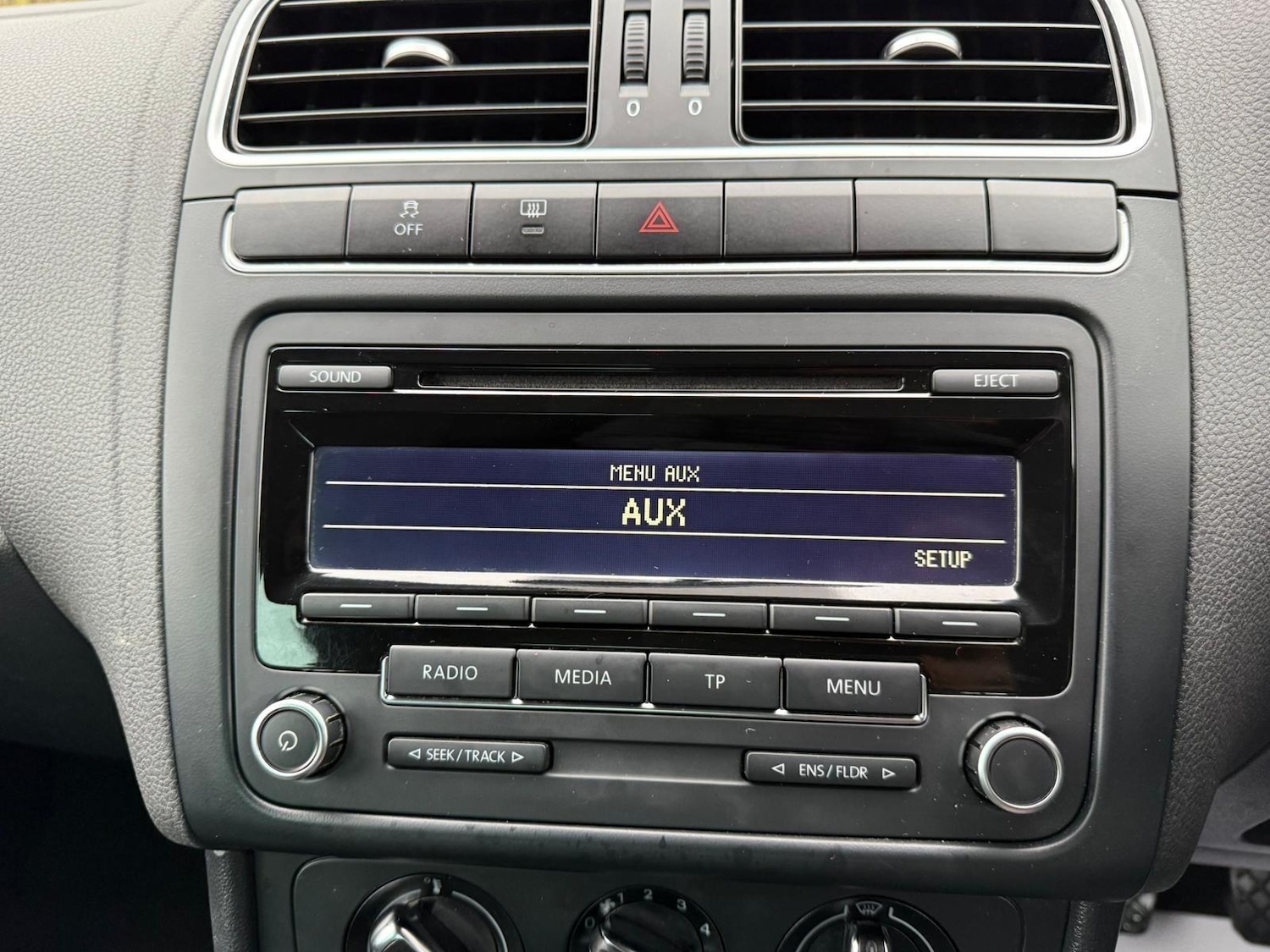 Used Volkswagen Polo 2013 for sale - 76660577: Photo 24