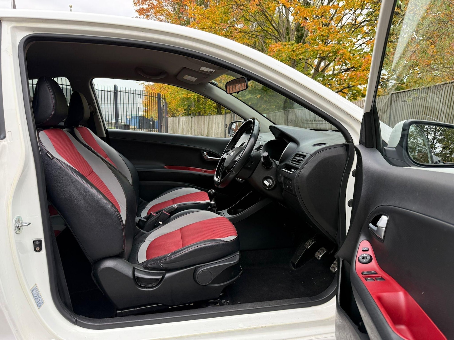 Used Kia Picanto 2016 for sale - 76660567: Photo 11